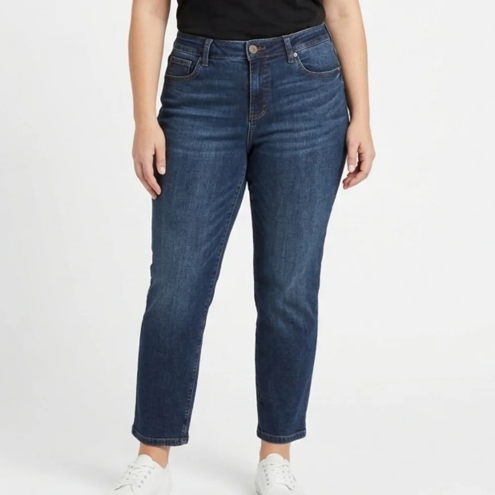 St. John's Bay Girlfriend Mid Rise Dark Wash Cropped Jeans Women's Size 14